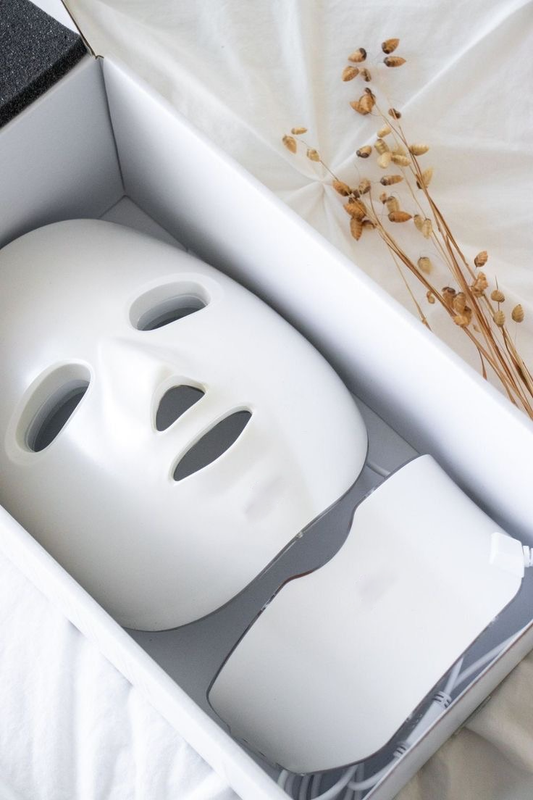 LED Photon Skin Rejuvenation for Home Use