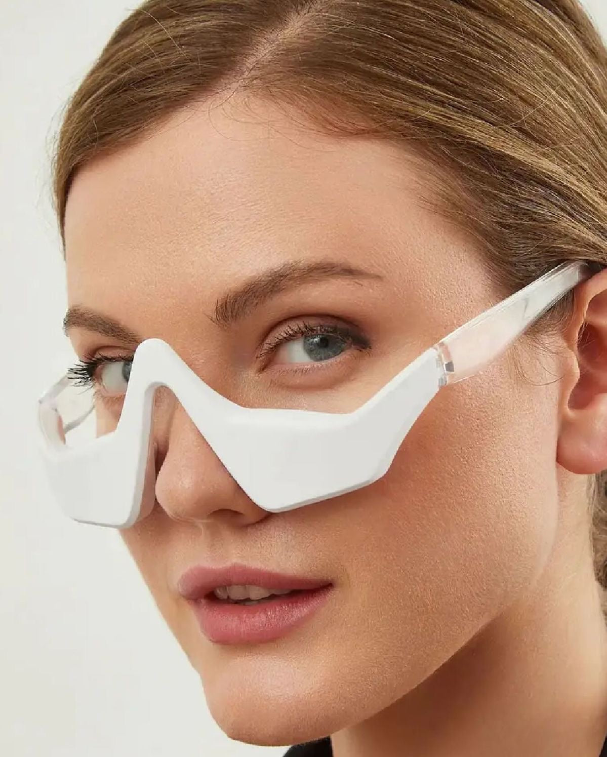 New Eye Massager – Hot Compress + EMS Rejuvenation for Brighter, Younger Eyes